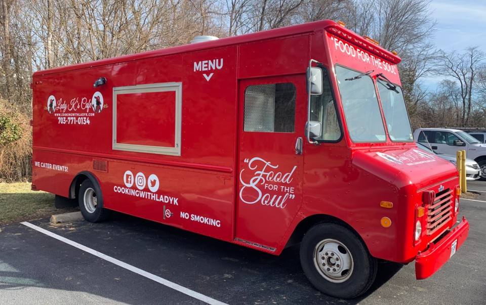 Francois’s used Carmin Red and MPI 1105 for this food truck, “Lady K’s Cafe”.